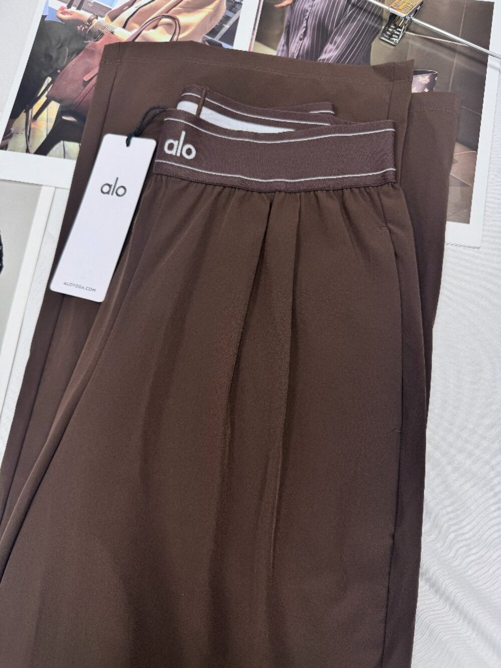 NWT ALO Yoga Suit Up Trouser👖😘Coffee Brown Women's pants (Regular) Fashion - Picture 2 of 8